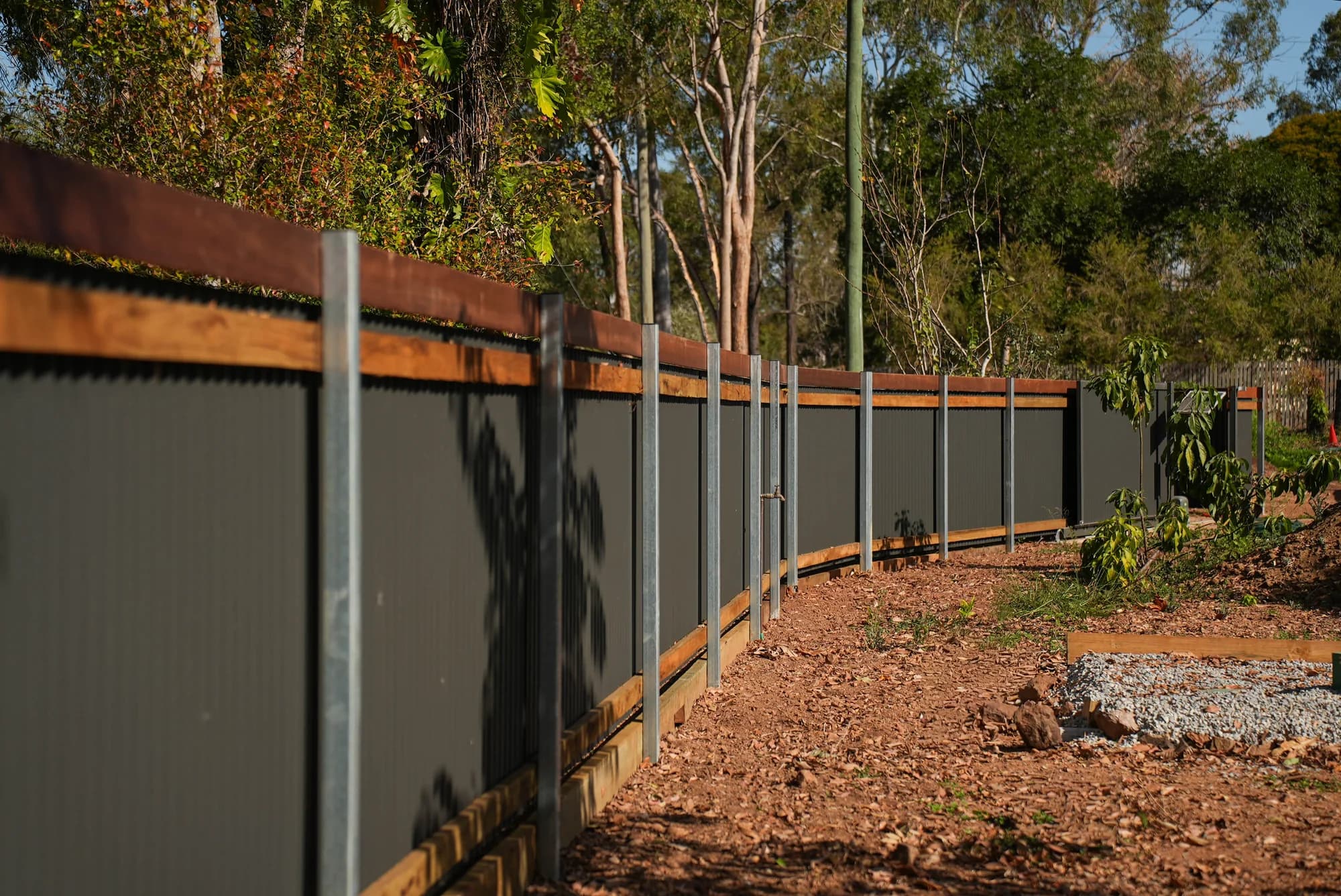Colorbond fencing following a curved property boundary