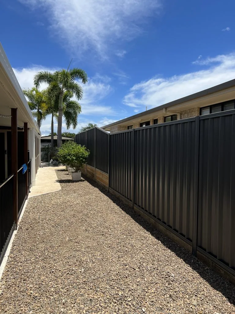 Commercial landscaping and lawn