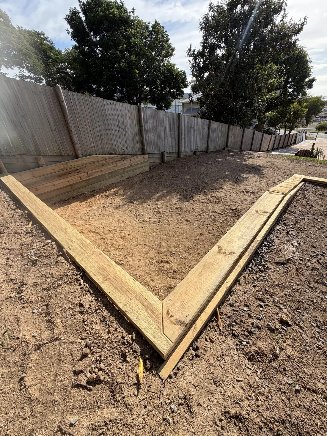 Timber sleeper retaining wall